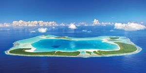 Coastal and oceanic landforms, Atoll, Archipelago, Island, Natural landscape, Water resources, Tropics, Sky, Water, Sea, 