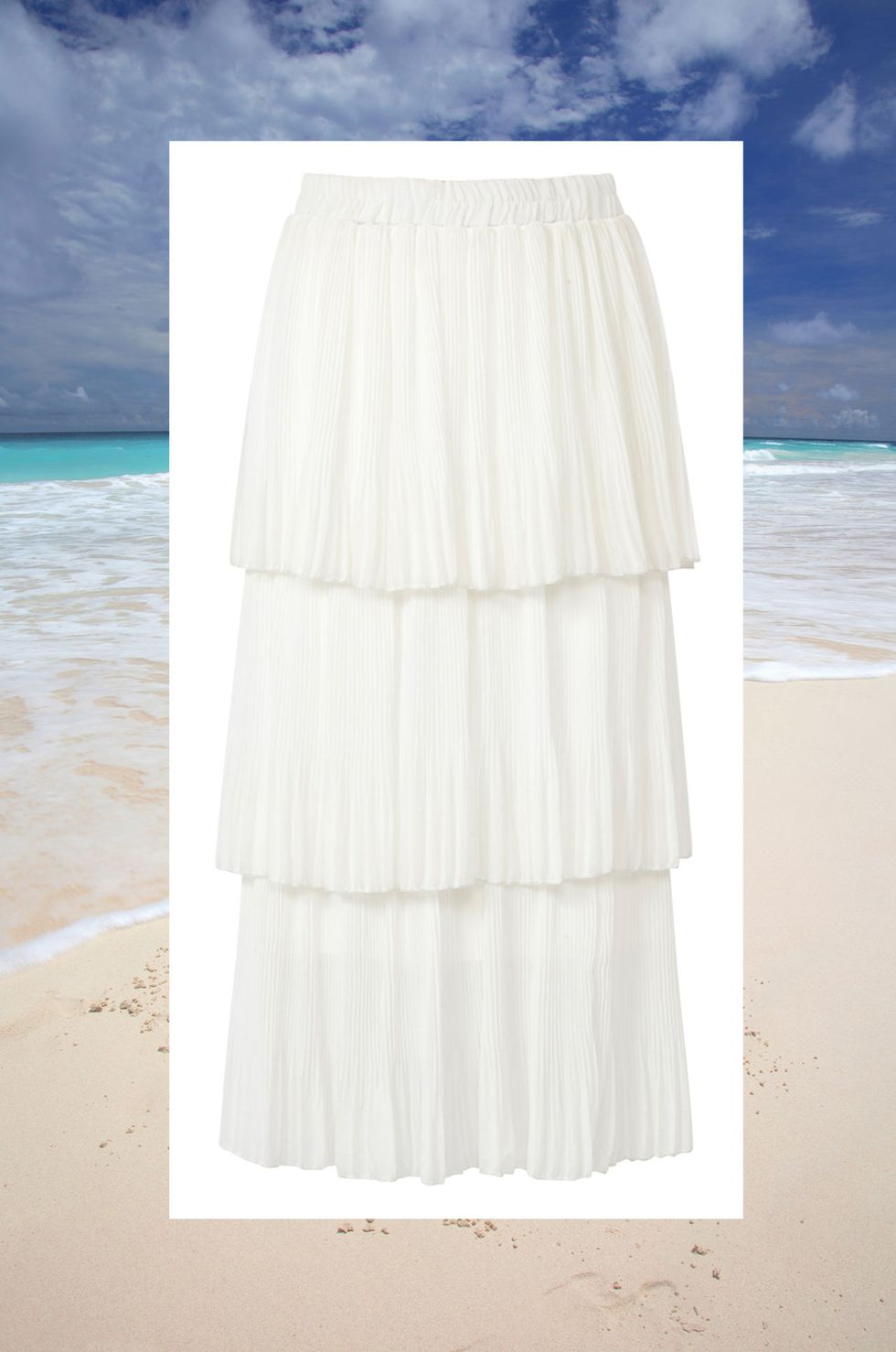Hai deciso di sposarti in riva al mare: per un matrimonio in spiaggia occorre un abito da sposa che sia in sintonia con lo scenario,vento incluso.