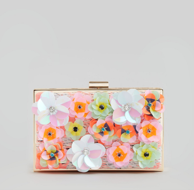 Pink, Fashion accessory, Wallet, Plant, Flower, Button, 