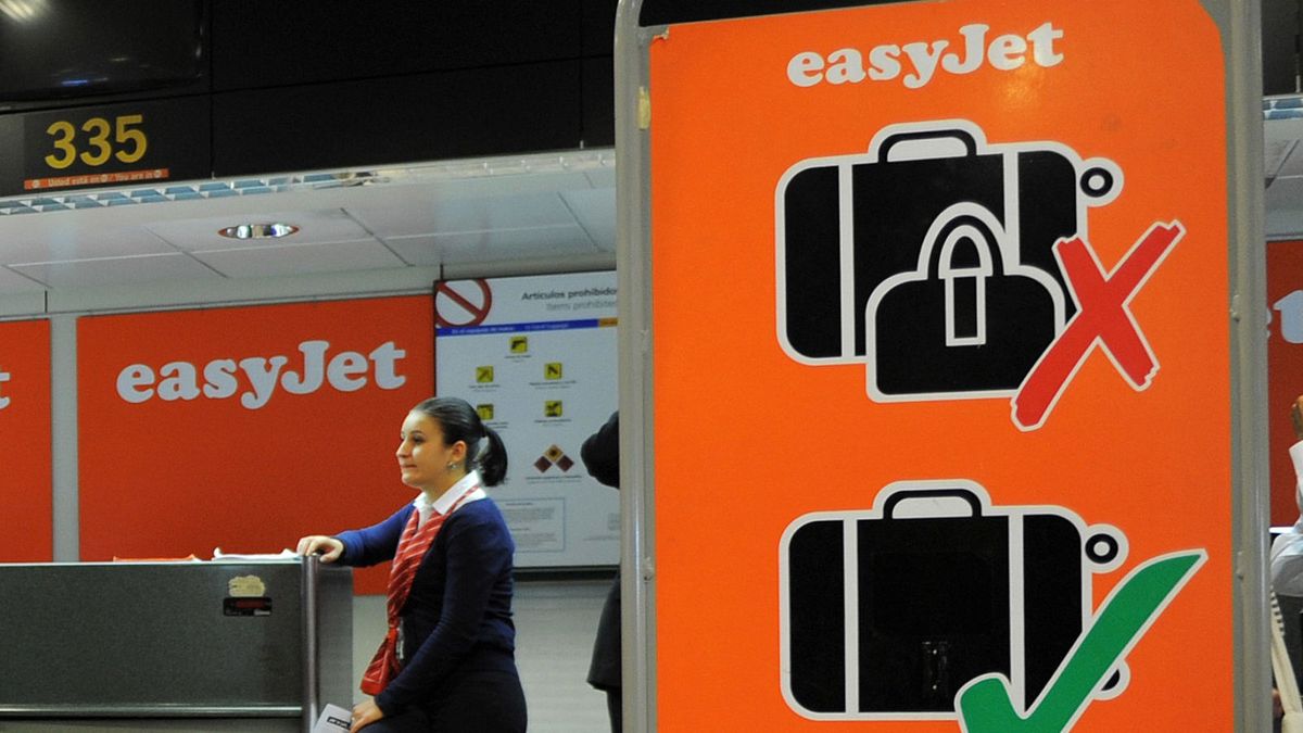 preview for What You Should Do If an Airline Loses Your Luggage