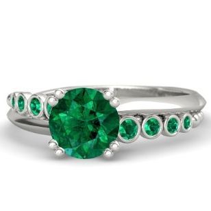 Green, Emerald, Fashion accessory, Gemstone, Jewellery, Ring, Platinum, Pre-engagement ring, Engagement ring, Body jewelry, 