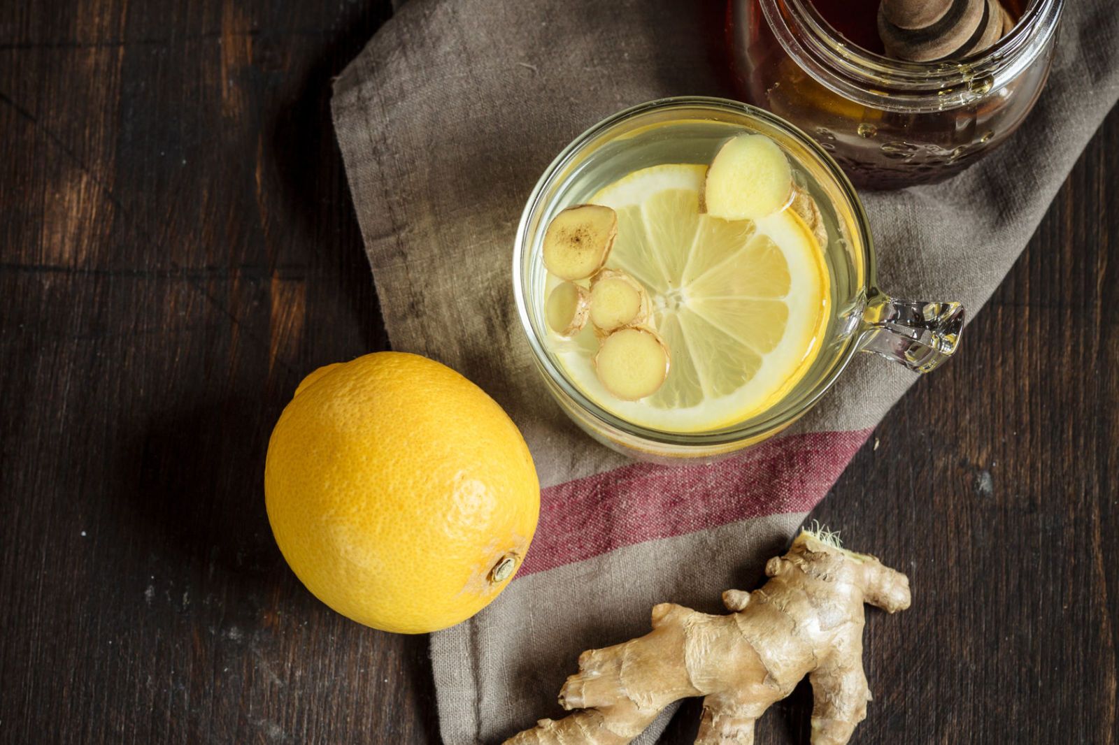 Tisana zenzero e limone per dimagrire: benefici e controindicazioni