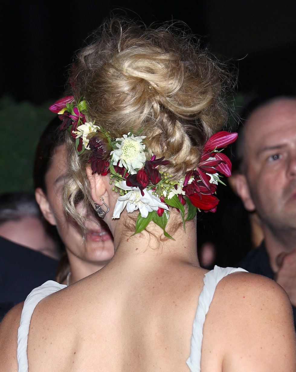 NEW YORK, NY - SEPTEMBER 13:  Actress Jennifer Lawrence, hair detail, attends the 