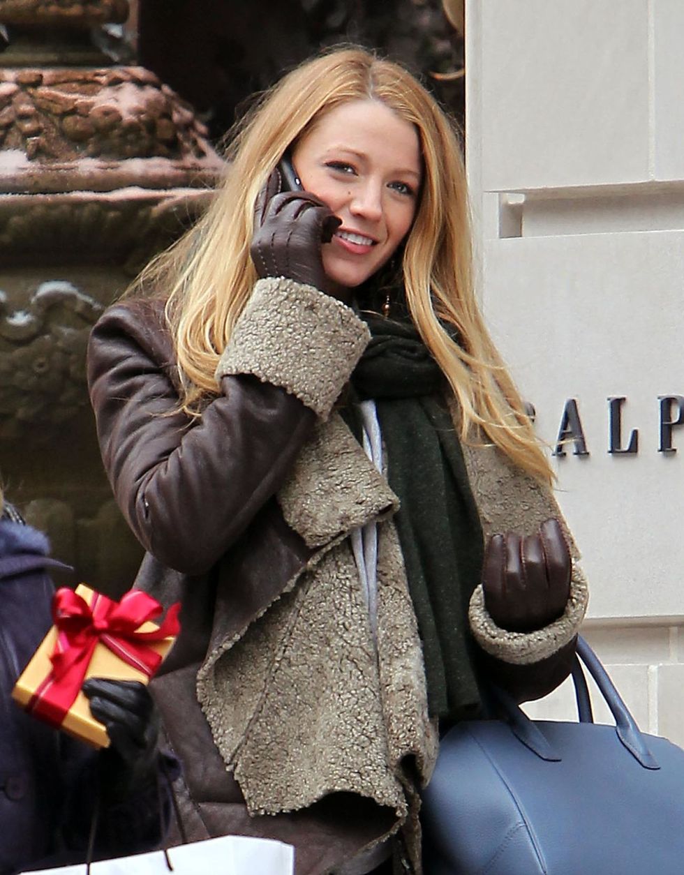 ©2010 RAMEY PHOTO USA, Australia and South Africa Rights only Actress Blake Lively filming scenes for an upcoming episode of the TV series "Gossip Girl" outside the Ralph Lauren store on the Upper East Side in New York, NY on December 13, 2010. CG (Photo by Philip Ramey/Corbis via Getty Images)