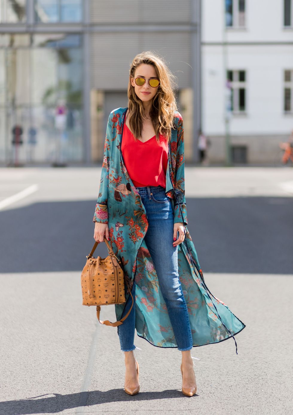 Clothing, Street fashion, Fashion, Turquoise, Blue, Dress, Shoulder, Footwear, Jeans, Outerwear, 