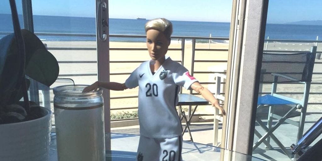 かっこいい レズビアンのバービー人形が誕生 かっこいい レズビアンのバービー人形が誕生
