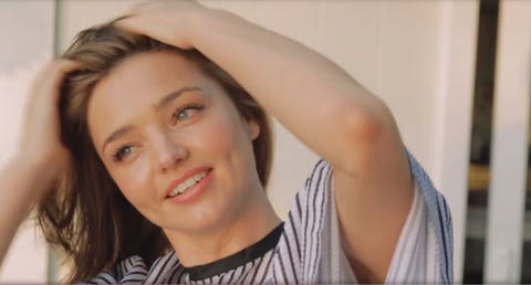 動画で見る ミランダが ボブスタイル になった瞬間 動画で見る ミランダが ボブスタイル になった瞬間