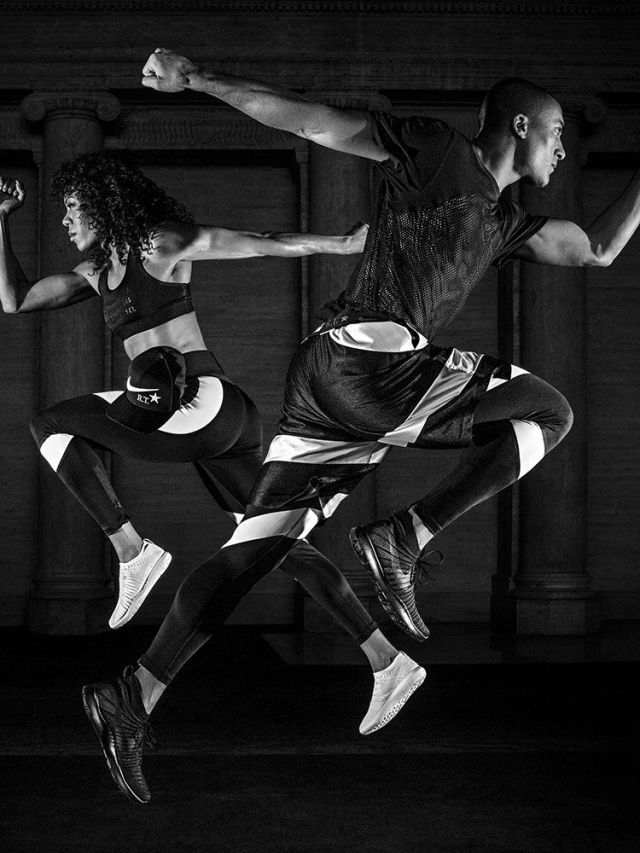 Monochrome, Dancer, Concert dance, Dance, Choreography, Black-and-white, Flash photography, Modern dance, Monochrome photography, Hip-hop dance, 