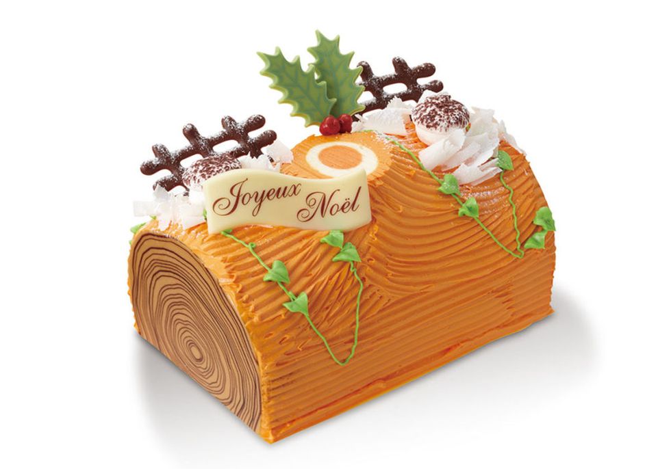 <p><span>伝統的なケーキをお好みなら、「ルコント（A.Lecomte）」の"ブッシュ・ド・ノエル"に注目を。実は日本に初めて伝えたといわれる"元祖"ブッシュ・ド・ノエルがこちら。日本にフランス菓子の文化を広めた偉大なパティシエ、アンドレ・ルコントのレシピを継承し、今年は、創業当時より変わらないバタークリームをたっぷり使った"ブッシュ・ド・ノエル グランマルニエ"と、チョコレートのバタークリームと生地をベースに、キルシュとクレーム・ド・フランボワーズの香りとジャムがアクセントになった"ブッシュ・ド・ノエル ショコラ"の2種を用意。1968年の開店当時から丁寧に作り続けられている懐かしくて温かな気持ちになるノエルが、パーティに集う家族や仲間に最高の笑顔をプレゼント。</span></p>

<p><strong data-redactor-tag="strong"></strong></p>

<p>販売時期／12月21日（水）～12月25日（日）</p>

<p>販売店舗／広尾本店、銀座店、日本橋三越店</p>

<p>問い合わせ先／<a href="http://www.a-lecomte.com/" target="_blank" data-tracking-id="recirc-text-link">ルコント広尾本店</a>　</p>

<p>tel. 03-3447-7600</p>

<p></p>