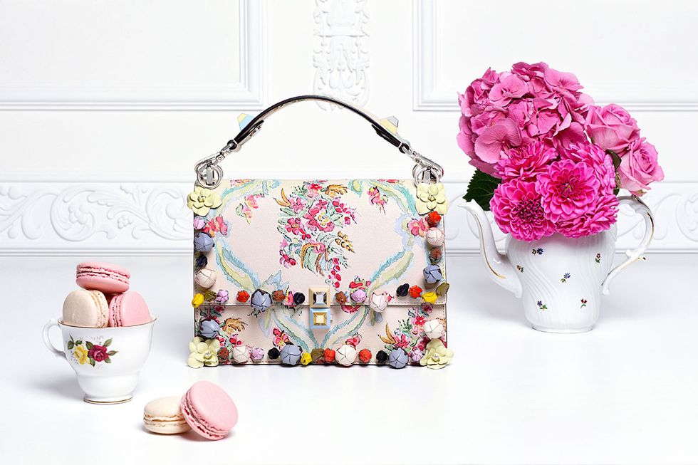 Pink, Petal, Bag, Shoulder bag, Serveware, Flowering plant, Rose order, Rose family, Lavender, Floral design, 