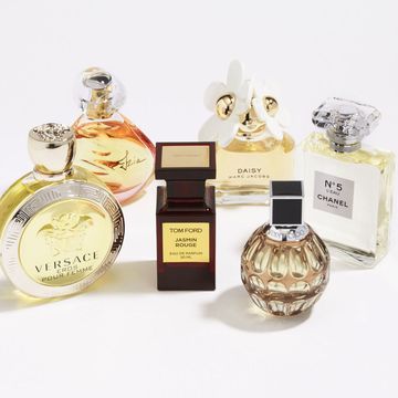 Perfume, Cosmetics, Bottle, Lavender, Beige, Natural material, Circle, Label, Glass bottle, Peach, 