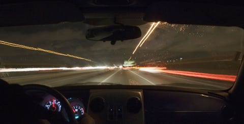 出会った男は誘拐犯 私が男の車から脱出するまで 出会った男は誘拐犯 私が男の車から脱出するまで