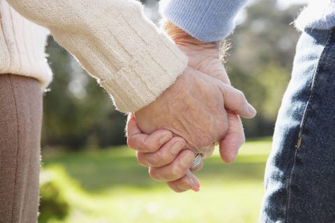 ステキ 老人ホームで出会ったカップルが結婚 ステキ 老人ホームで出会ったカップルが結婚