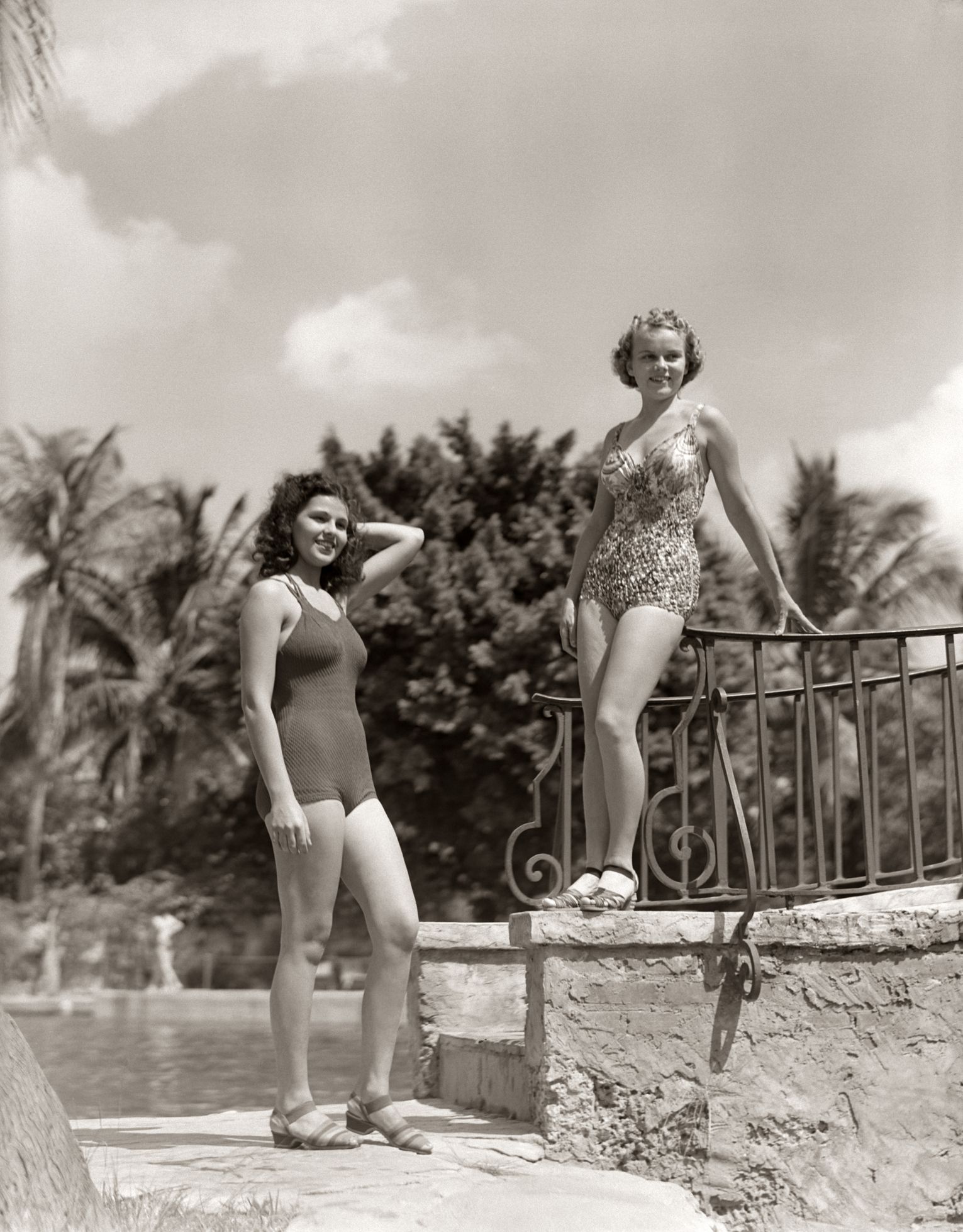 どの時代が好み 100年かけて進化した 女性水着 の歴史