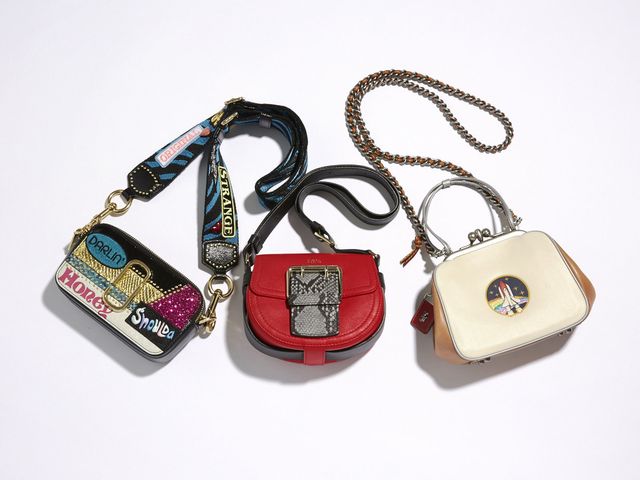 Product, Fashion accessory, Handbag, Keychain, Bag, Material property, Font, Chain, Jewellery, 