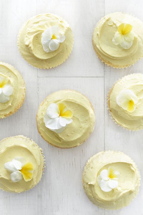 food, yellow, dish, buttercream, meringue, cuisine, cream cheese, ingredient, dairy, icing,