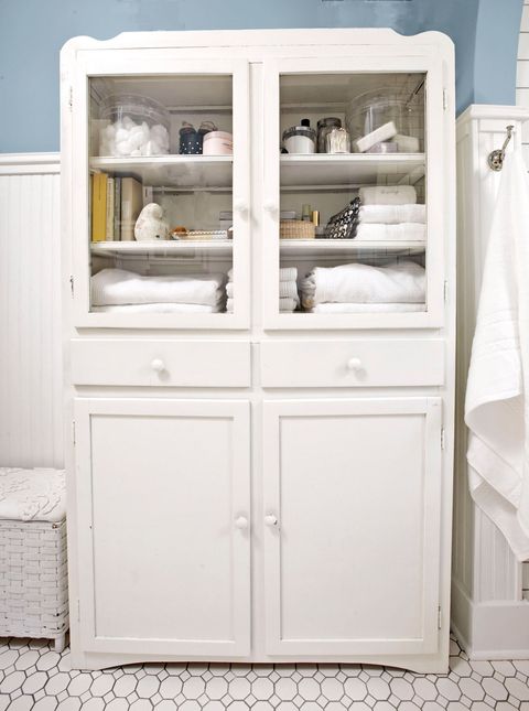 White, Cupboard, Cabinetry, Handle, Grey, Drawer, Household hardware, Shelving, Material property, Hutch, 