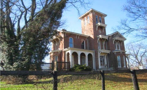 4 Stunning Historic Kentucky Homes for Sale We Wish We