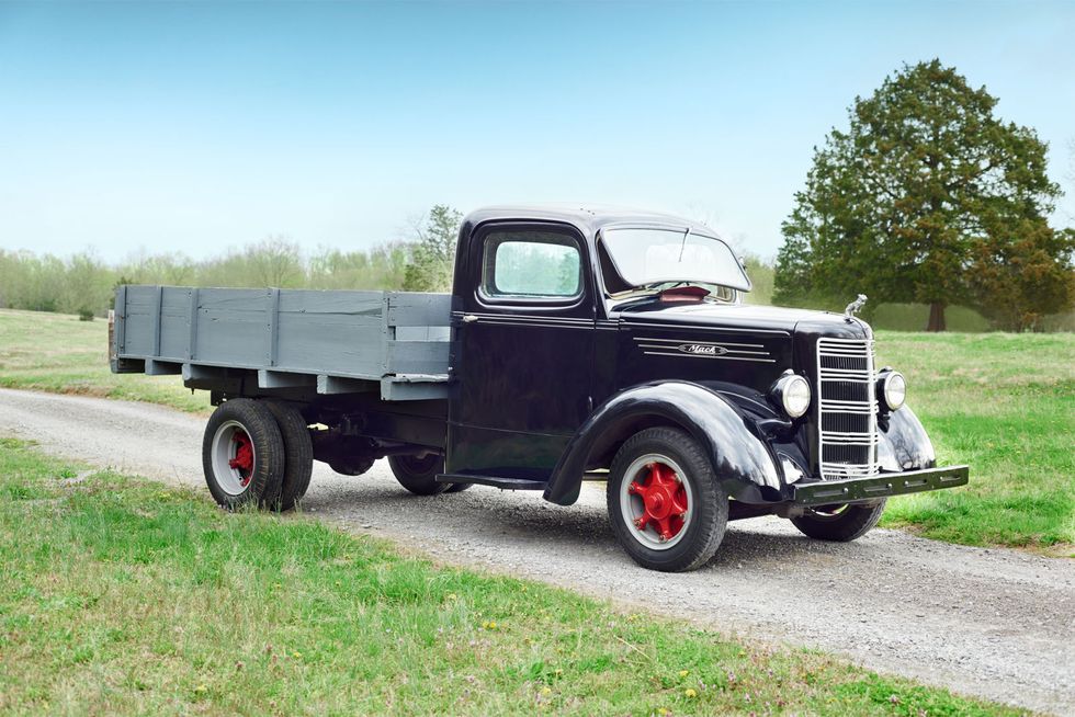 pickup-trucks-1941-mack-ed-one-ton-0615