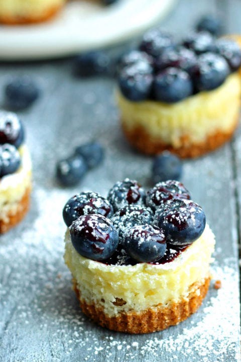 mini-cheesecake-Lemon-and-Blueberry