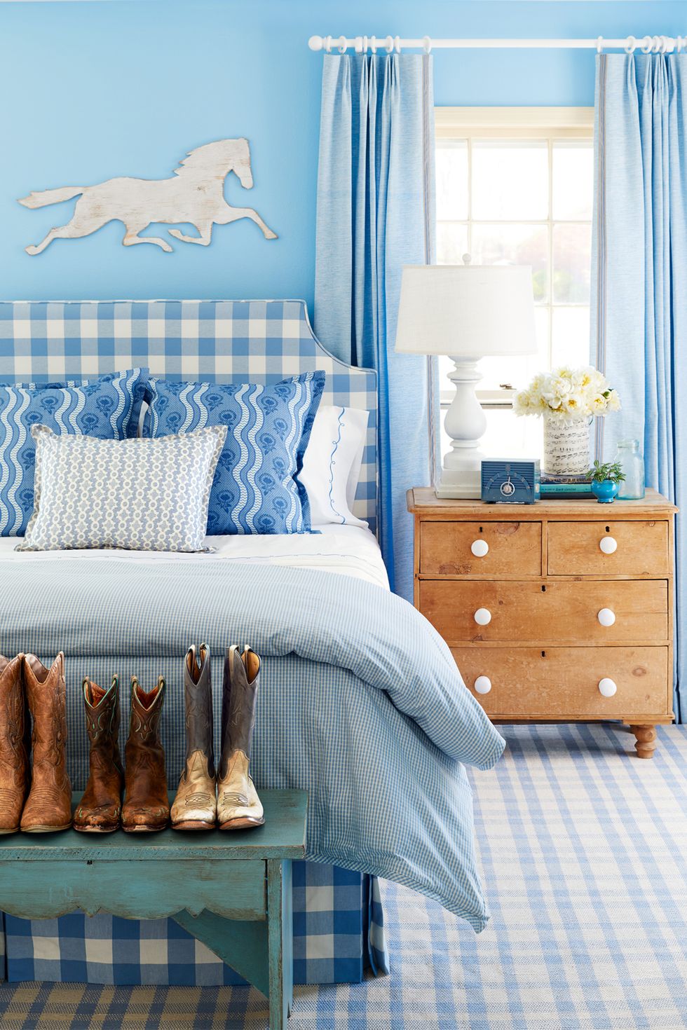 Bedroom, Furniture, Blue, Room, Bed, Bed sheet, Interior design, Bedding, Chest of drawers, Azure, 