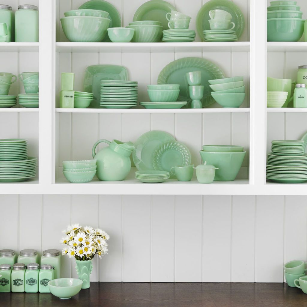 The Collector's Guide To Jadeite