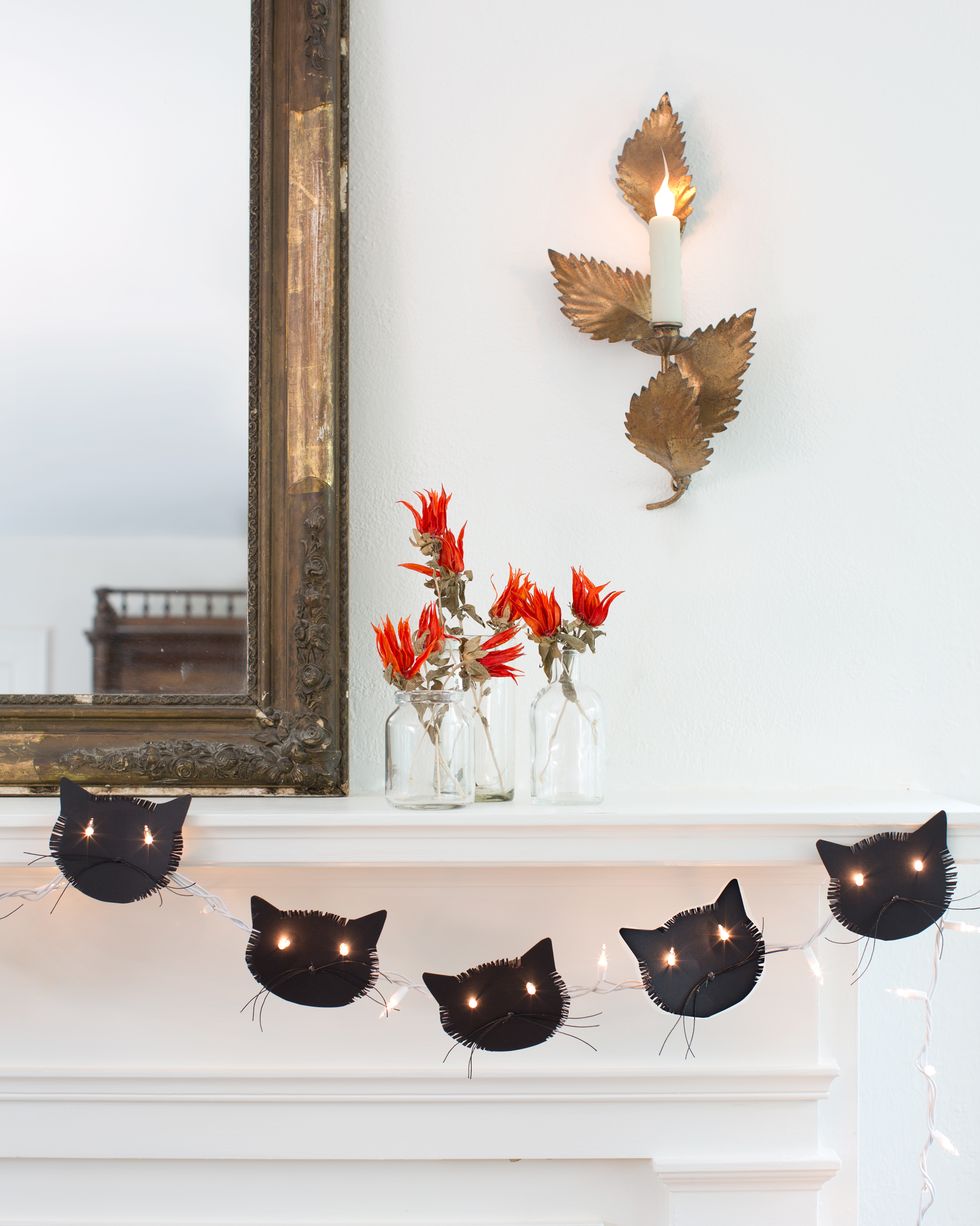 cat face garland