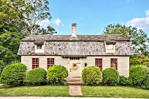Cape Cod Inspired Cottages 7 Homes For Sale With Cape Code Style
