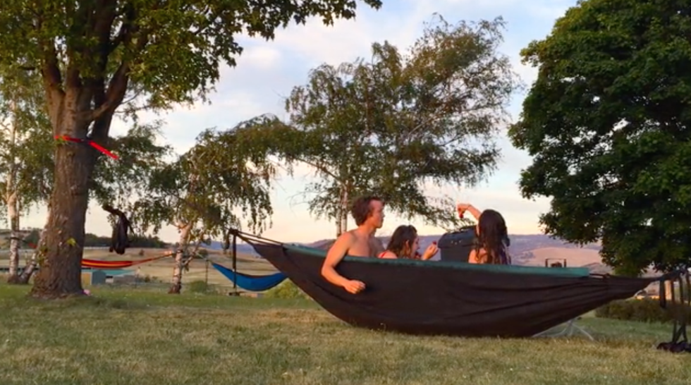 Hammock That Doubles As A Hot Tub Hydro Hammock