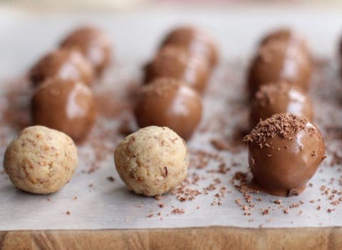 Food, Ingredient, Cuisine, Snack, Recipe, Dish, Dessert, Confectionery, Finger food, Bourbon ball, 