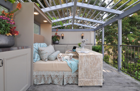 outdoor bedrooms - outdoor decorating