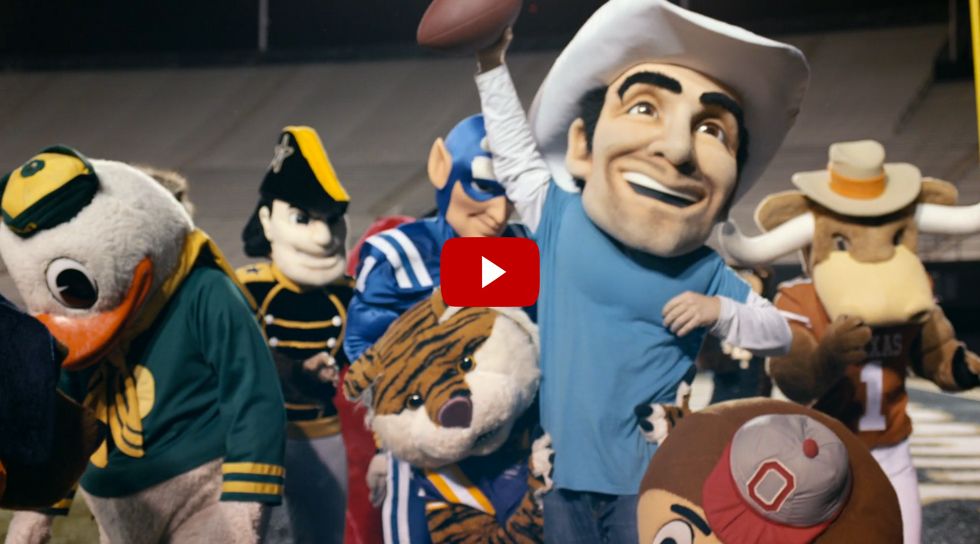 Brad Paisley S Country Nation Music Video College Football Mascots