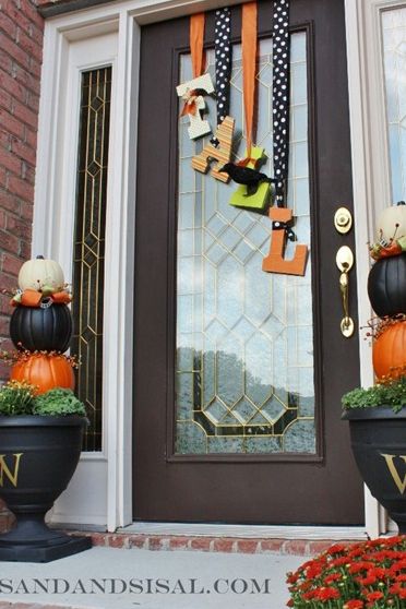24 Fall Door Decorations Ideas For Decorating Your Front Door