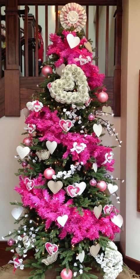 Christmas decoration, Pink, Magenta, Interior design, Christmas ornament, Christmas, Christmas tree, Woody plant, Holiday, Decoration, 