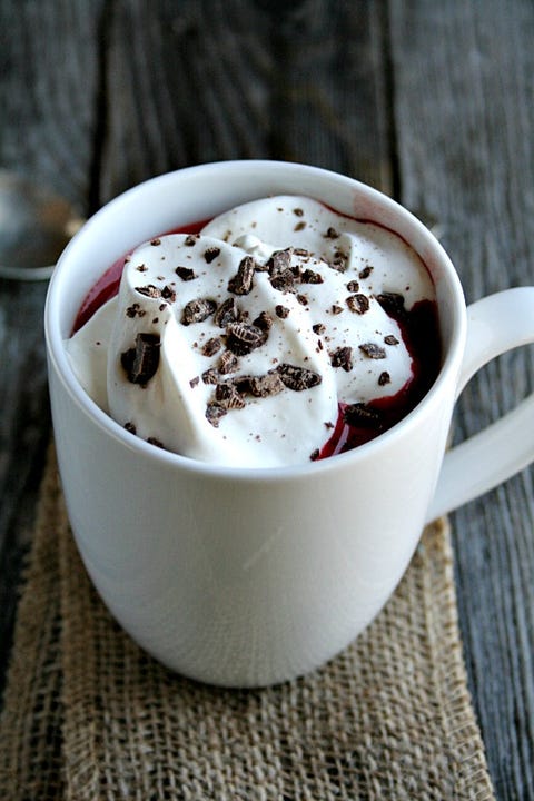 Food, Dish, Cuisine, Cream, Whipped cream, Ingredient, Dessert, Frozen yogurt, Frozen dessert, Non-alcoholic beverage, 