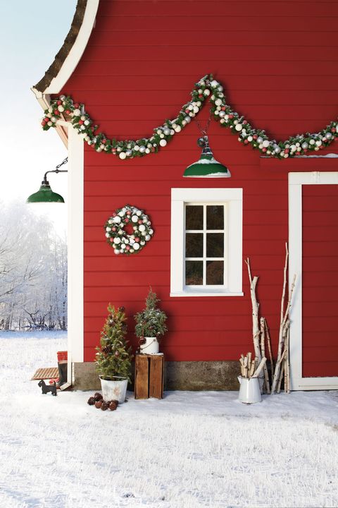 56 Best Outdoor Christmas Decorations - Diy Porch Decorations