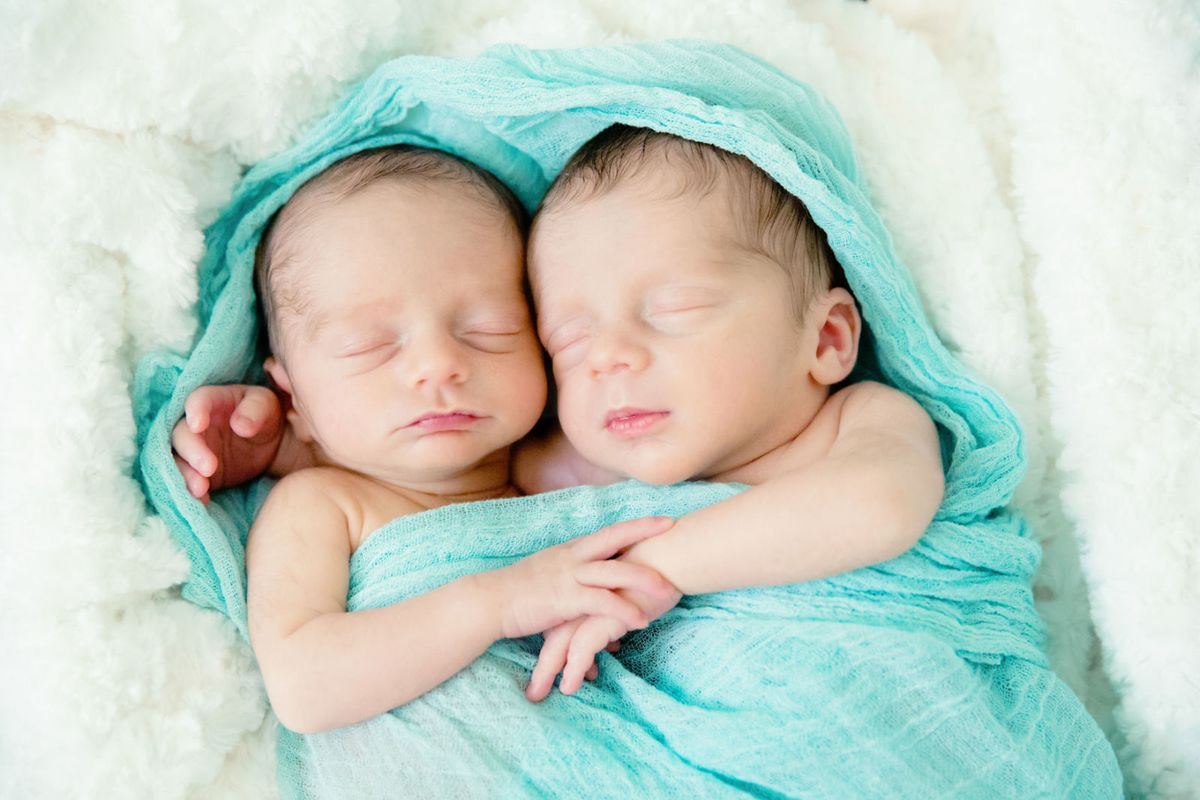 Twin Newborn Photography — Cute Baby Photos of Twins
