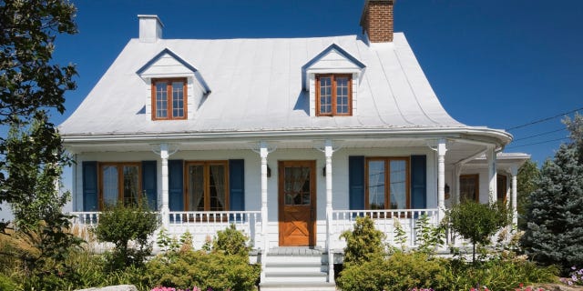 7-critical-questions-to-ask-yourself-before-buying-an-old-house