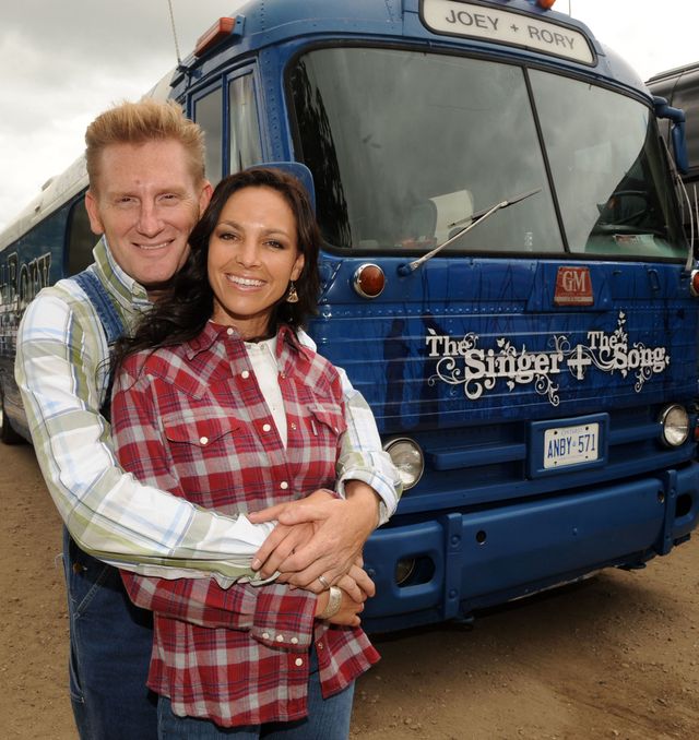 Rory Feek Writes Blog Post One Month After Joey Feek Death - Grieving ...