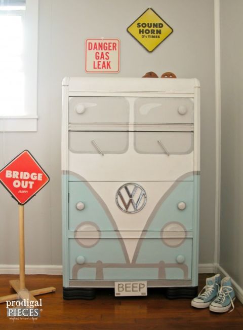 Flea Market Decor from Repurposed Finds - Prodigal Pieces