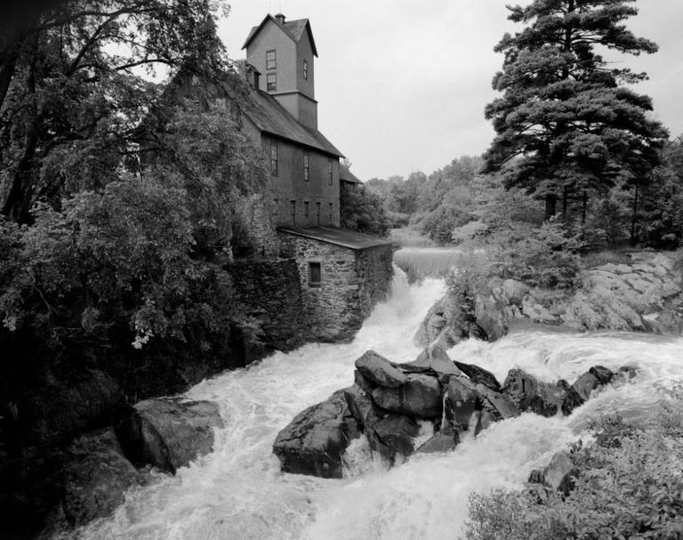 25-of-the-most-beautiful-old-grist-mills-in-america-national-state-parks