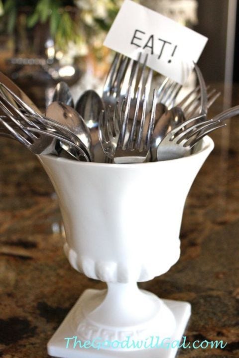 Dishware, Cutlery, Tableware, Kitchen utensil, Fork, Household silver, Metal, Silver, Steel, Natural material, 