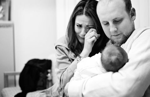Comfort, Interaction, Love, Black-and-white, Monochrome photography, Bag, Monochrome, Baby, Gesture, Family, 