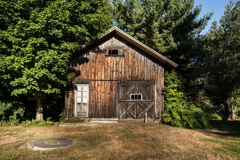 Wood, Tree, House, Land lot, Rural area, Woody plant, Door, Hut, Log cabin, Shed, 