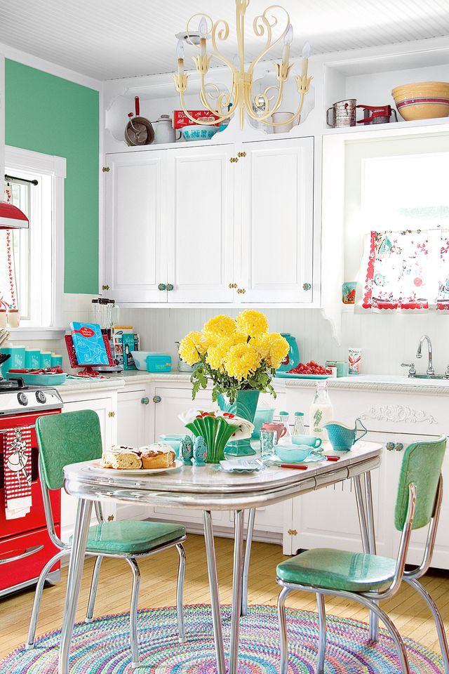 20 Gorgeous Turquoise Kitchen Accessories to Love