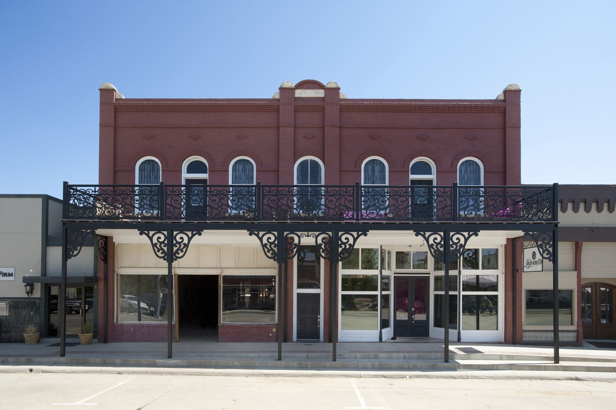 The Ladysmith - Miranda Lambert's Bed & Breakfast