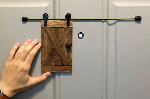 Door handle, Door, Clothes hanger, Wood, Home door, 