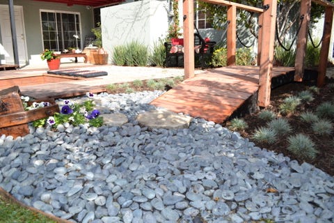 Featured image of post White Rock Landscaping Ideas : Pictures of top 2018 landscaping ideas with rocks, stones and garden designs helping the diy landscaper.