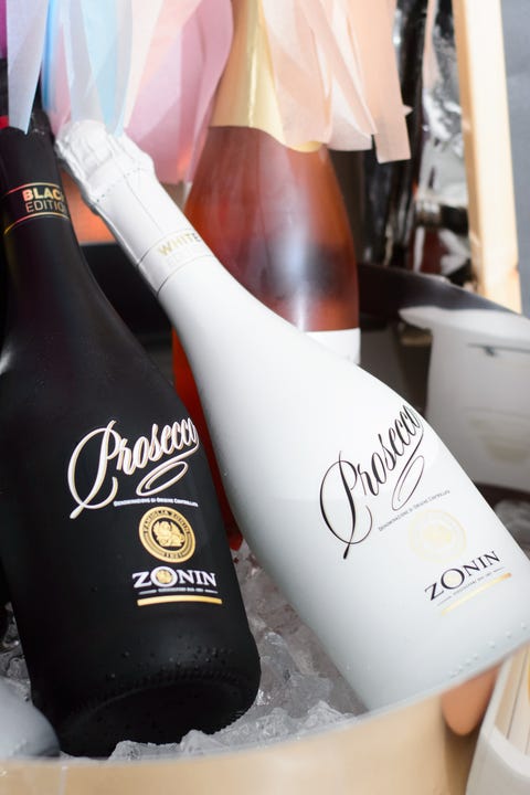 How To Make A Mimosa Bar Bridal Shower Ideas How To Make A Mimosa Bar Bridal Shower Ideas
