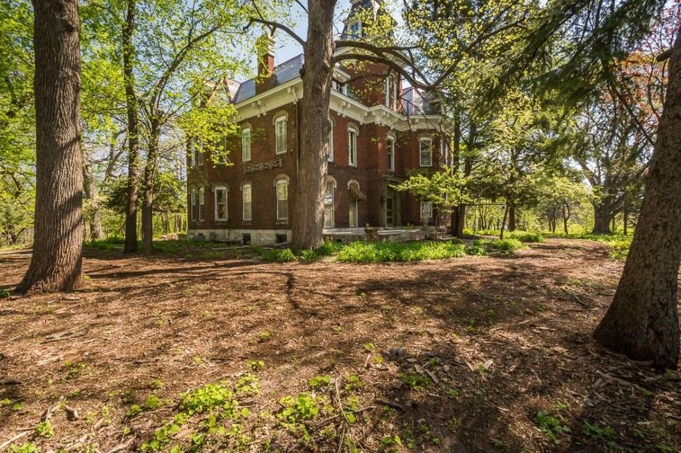 Davenport, Iowa Victorian Home for Sale — Keller Williams Realty